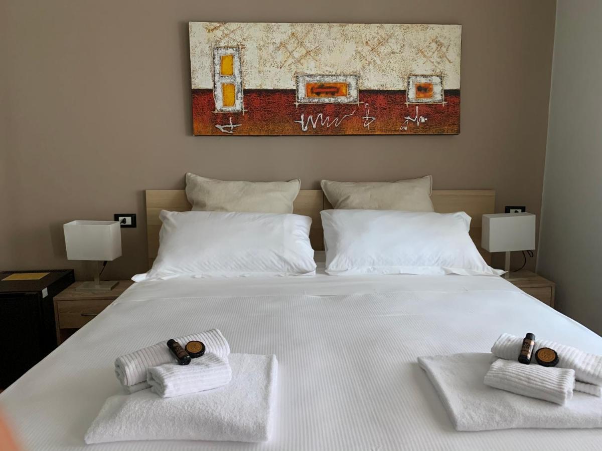 Domus Fieschi Rooms Генуя Экстерьер фото