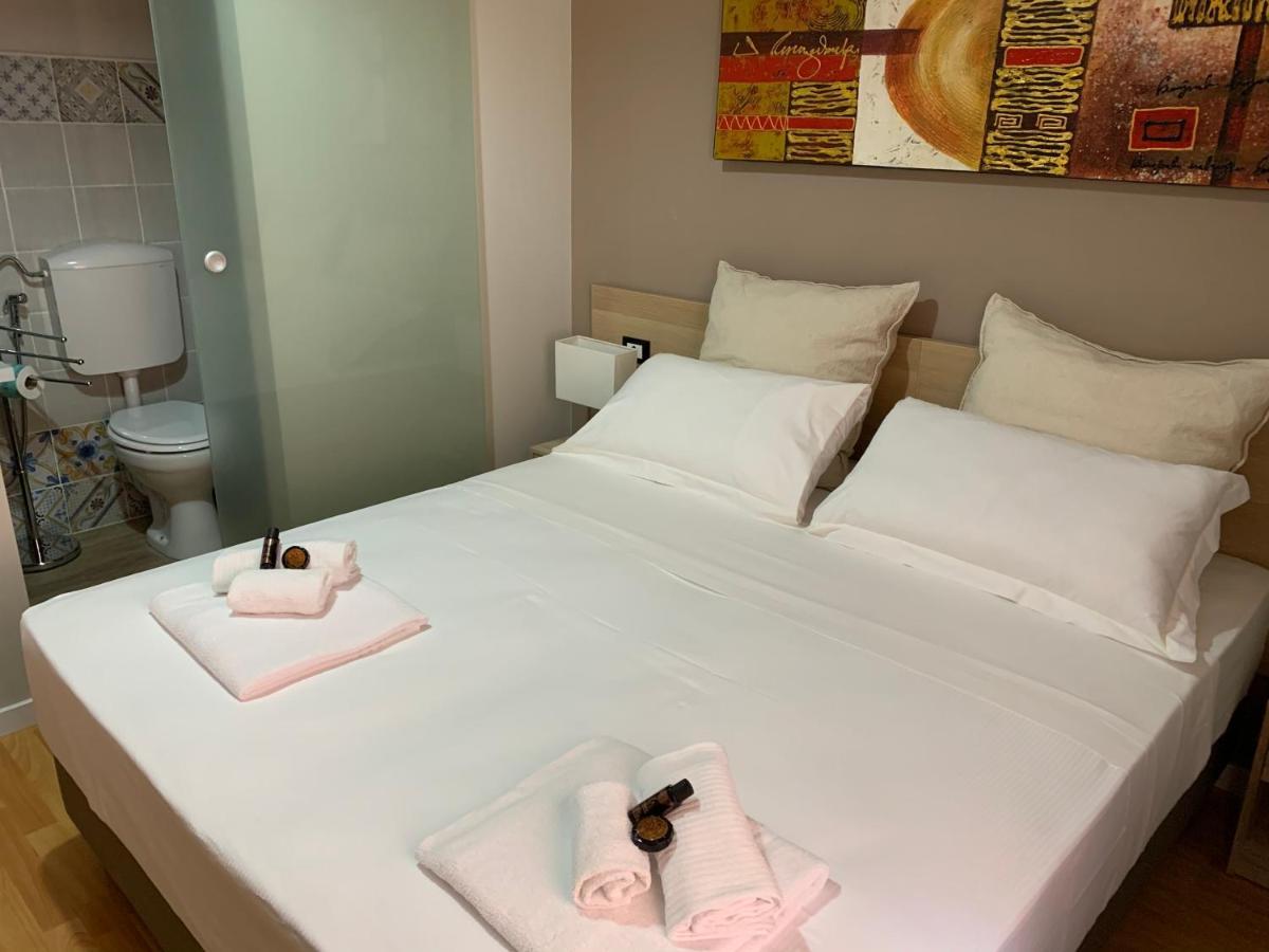Domus Fieschi Rooms Генуя Экстерьер фото