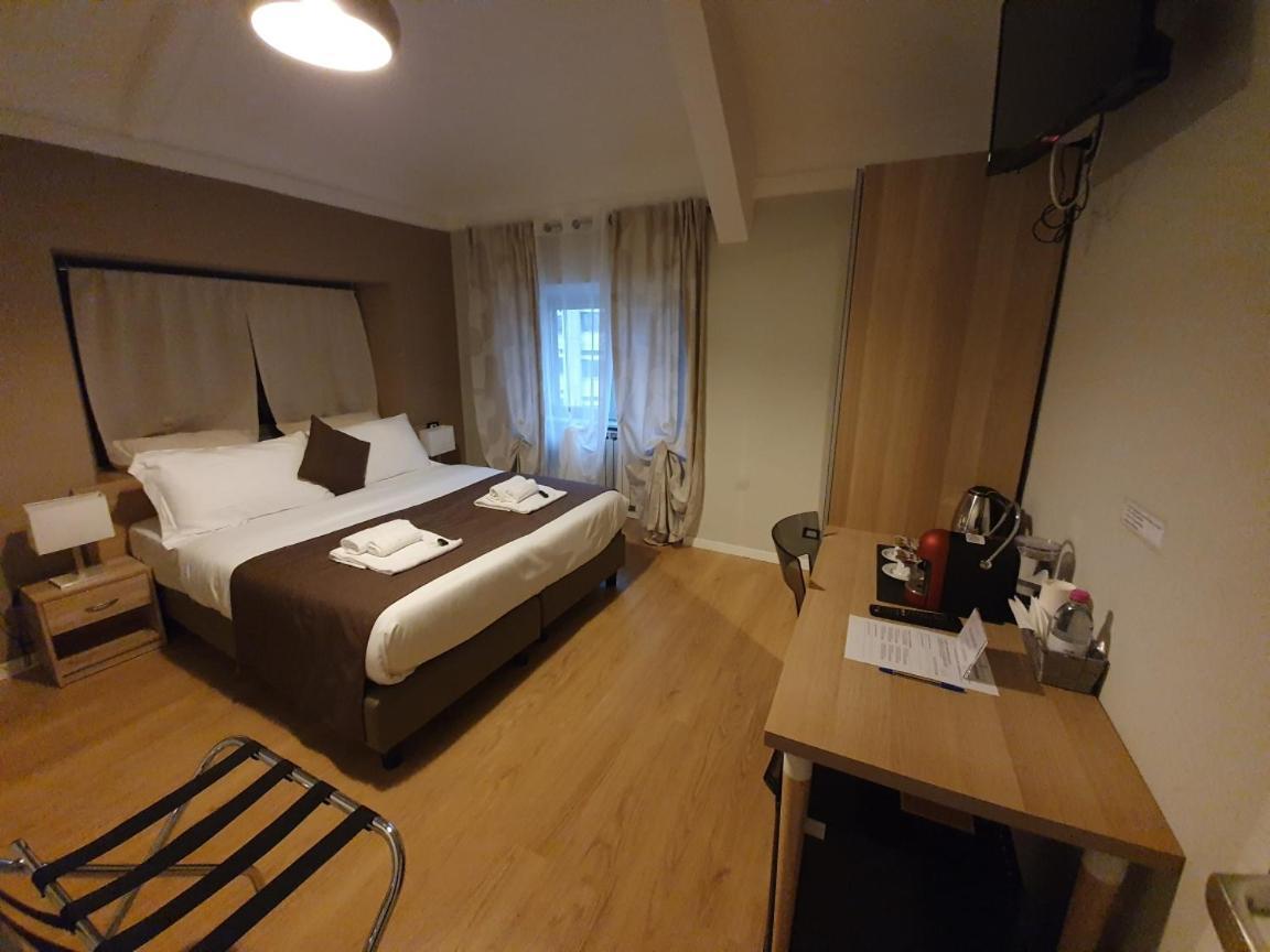 Domus Fieschi Rooms Генуя Экстерьер фото